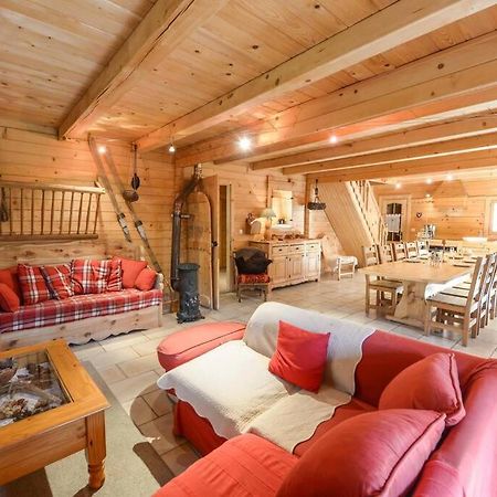 Chalet De Bassey Villa Le Bourg-dʼOisans Екстериор снимка